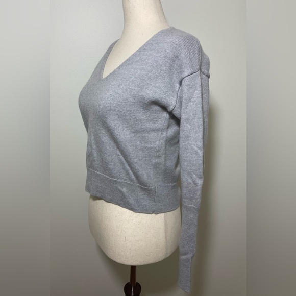 Aritzia Wilfred Gray Sweater: Women - Picture 2 of 6